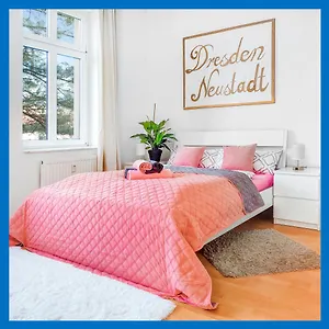 Bis 6 Personen - Helle, Ruhige Whg, 2 Baeder, Dd Neustadt, Lage Apartment Dresden