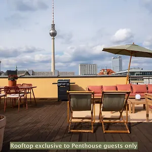 the-charming-by-curt-suites.find-berlin-hotels.com/